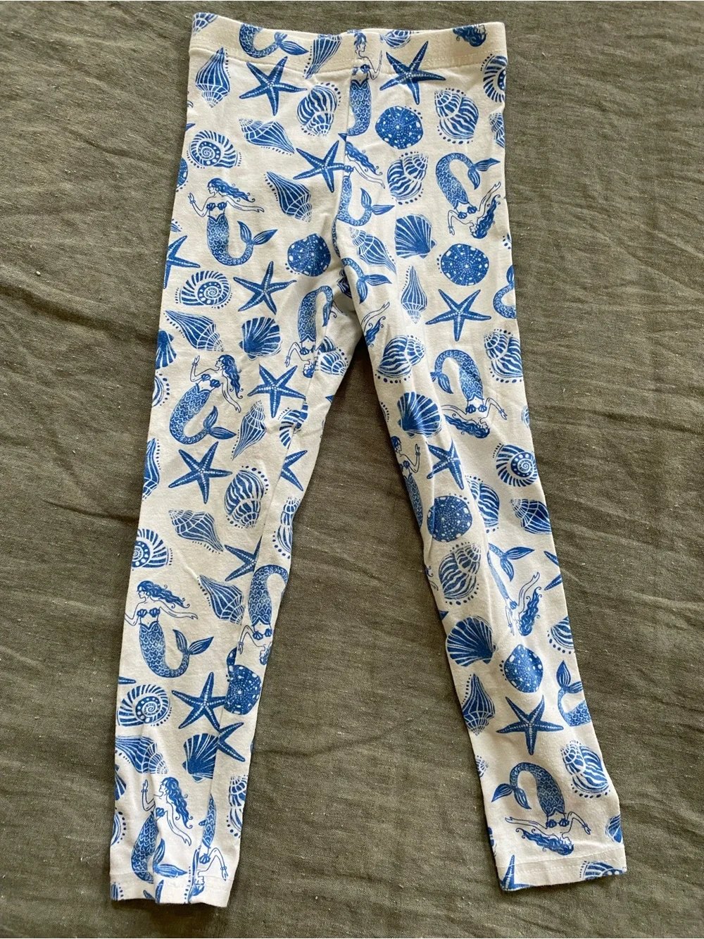 Bundle girls leggings, size 4-5T/XS